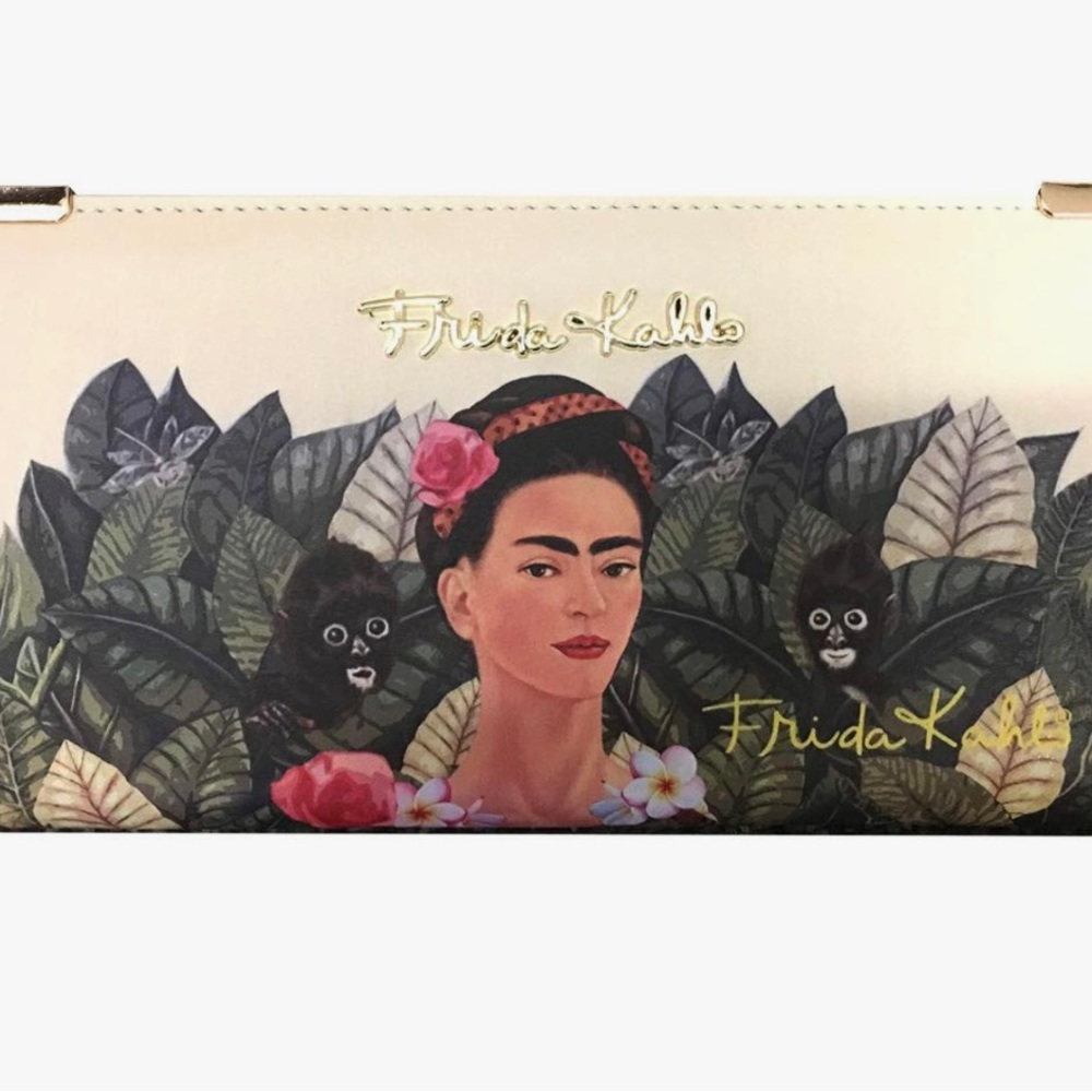Frida kahlo clutch (Price is negotiable)